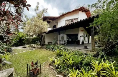 Casa com 3 quartos à venda na Avenida Nelson de Oliveira e Silva, Vila Progresso, Niterói