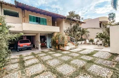 Casa com 4 quartos à venda, 450 m² por r$ 2.850.000 - camboinhas - niterói/rj
