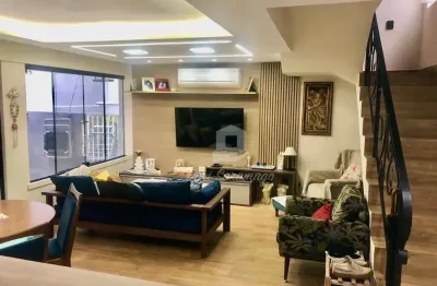 Casa com 3 quartos à venda na Rua André Henrique Serpa Pinto, Camboinhas, Niterói