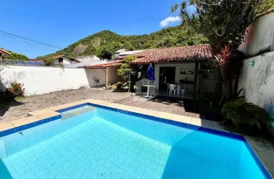 Casa com 3 quartos à venda na Rua Demócrito da Cunha Silveira, Piratininga, Niterói