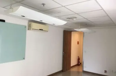 Sala comercial à venda na Rua Gavião Peixoto, Icaraí, Niterói