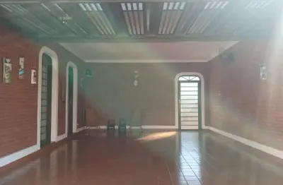 Casa com 4 quartos à venda no jardim castelo branco, ribeirão preto  por r$ 443.000