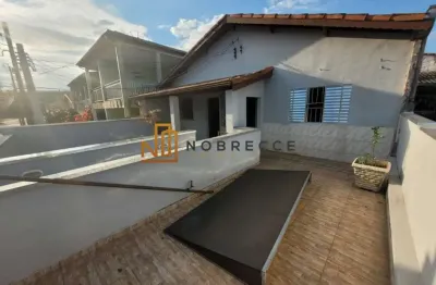 Imperdivel: 03 casas no mesmo terreno - preço de oportunidade