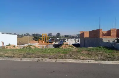 Terreno à venda no Condomínio Jardim Laguna, em Indaiatuba/SP.