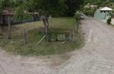 Terreno à venda na Barra da Lagoa, Florianópolis 