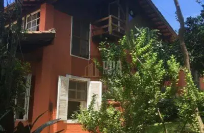 Linda casa com vista mar em florianópolis, bairro vargem grande