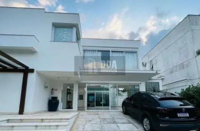Linda casa,4 suites,piscina, em condomínio alto padrão, jurerê.