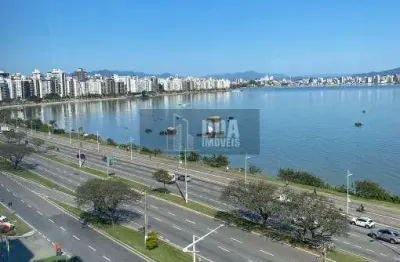 Apartamento com 3 quartos à venda na Agronômica, Florianópolis 