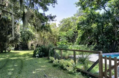 Sítio encantador com 8 mil m2/norte da ilha de florianópolis.