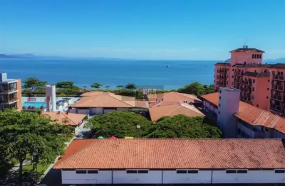 Cobertura com 04 suítes a 100 metros da praia de jurerê