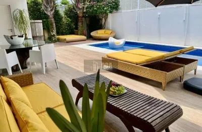 Casa em condomínio fechado com 6 quartos à venda em Jurerê, Florianópolis 