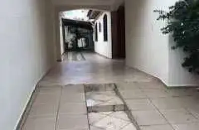 Casa com 3 quartos à venda na Rua Martins de Oliveira, Vila Haro, Sorocaba