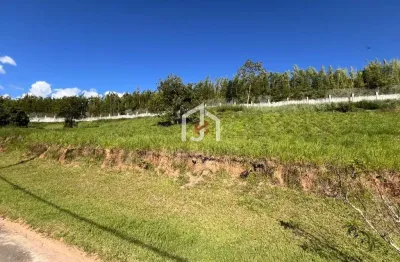 Terreno em condomínio fechado à venda no Village da Serra, Tremembé  por R$ 313.000