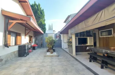 Casa com 5 quartos à venda na rua espanha, jardim das nações, taubaté por r$ 1.100.000