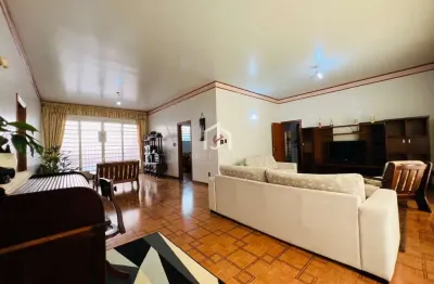 Casa com 4 quartos à venda na rua doutor joão ortiz monteiro, centro, taubaté por r$ 2.500.000