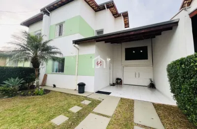 Casa em condomínio fechado com 3 quartos à venda na avenida arnaldo felipe sbruzzi, piracangaguá (chácara flórida), taubaté por r$ 550.000