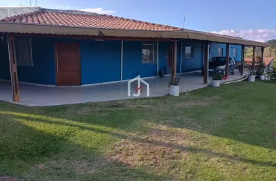 Chácara / sítio com 4 quartos para alugar no pinheirinho, taubaté  por r$ 3.800