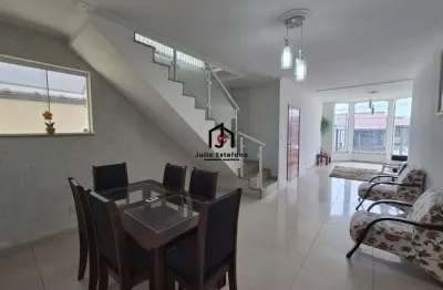 Casa em condomínio fechado com 3 quartos à venda na Rua Francisco Barreto Leme, Parque Esperança, Taubaté por R$ 1.200.000