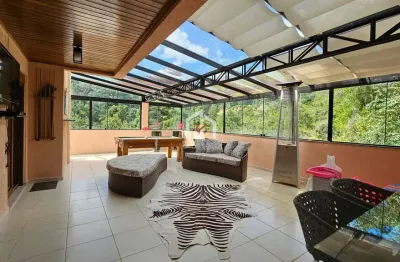 Apartamento com 2 quartos à venda na vila ondina, campos do jordão  por r$ 1.100.000