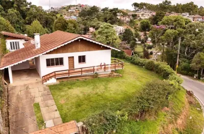 Casa com 4 quartos à venda na vila nova suiça, campos do jordão  por r$ 1.050.000