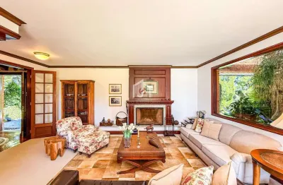 Casa com 6 quartos à venda no alto do capivari, campos do jordão  por r$ 9.800.000