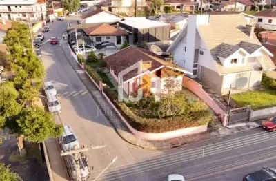 Casa com 3 quartos à venda na vila nova suiça, campos do jordão  por r$ 1.100.000
