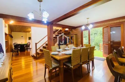Casa com 4 quartos à venda no capivari, campos do jordão  por r$ 2.300.000