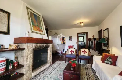 Apartamento com 3 quartos à venda no morro do elefante, campos do jordão  por r$ 830.000