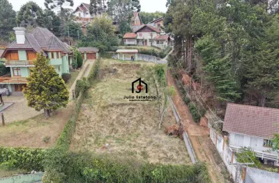 Terreno à venda na Vila Nova Suiça, Campos do Jordão  por R$ 550.000
