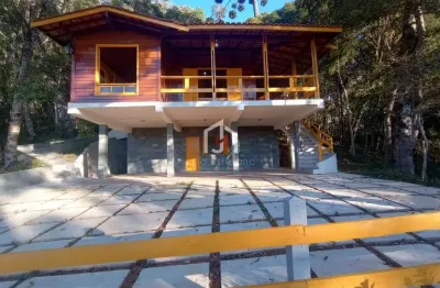 Casa com 4 quartos à venda no parque das fontes, campos do jordão  por r$ 880.000