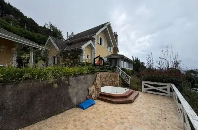 Casa em condomínio fechado com 4 quartos à venda no Parque Morro Pedra do Fogo, Campos do Jordão  por R$ 2.700.000