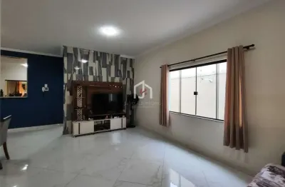 Casa com 3 quartos à venda na rua alcides josé arese, parque das palmeiras, pindamonhangaba por r$ 560.000