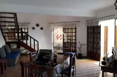 Casa com 4 quartos à venda na rua josé tineo viva, residencial comercial vila verde, pindamonhangaba por r$ 615.000