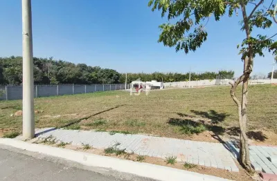 Terreno em condomínio fechado à venda na avenida arthur dos santos, loteamento industrial água preta, pindamonhangaba por r$ 135.000