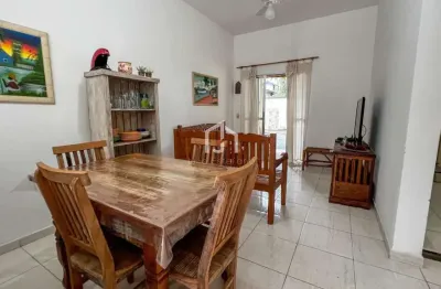Casa com 4 quartos à venda no jardim carolina, ubatuba  por r$ 900.000