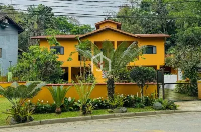 Prédio à venda na praia do itamambuca, ubatuba  por r$ 1.700.000