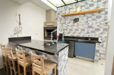 Casa em condomínio fechado com 3 quartos à venda na praia do lazaro, ubatuba  por r$ 890.000