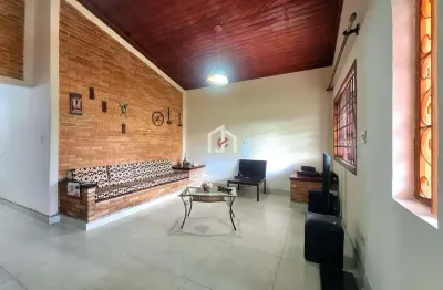 Casa com 3 quartos à venda em itaguá, ubatuba  por r$ 1.300.000