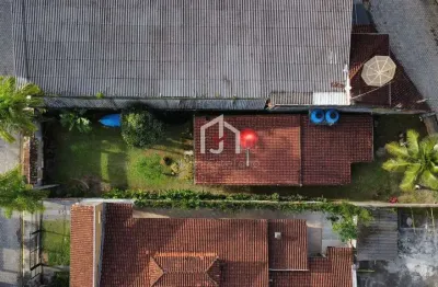 Terreno à venda na Enseada, Ubatuba 