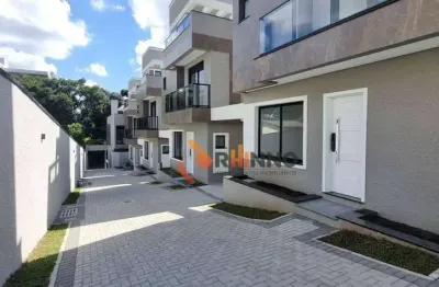 Sobrado triplex com 3 quartos, 1 suíte, 2 demi suítes 128m² no mercês.