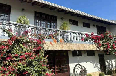 Casa com 5 dormitórios à venda, 560 m² no água verde