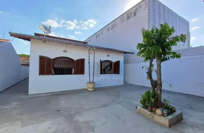 Casa com 6 dormitórios para alugar, 260 m² por r$ 4.500,00/mês - jardim fazendinha - itanhaém/sp
