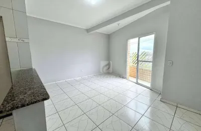 Sobrado com 2 dormitórios para alugar por r$ 1.900,00/mês - laranjeiras - itanhaém/sp