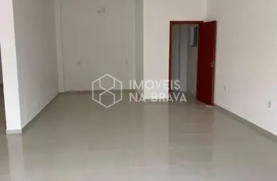 Sala comercial para alugar na Rua Gracilides Coelho Reiser, 474, São Domingos, Navegantes