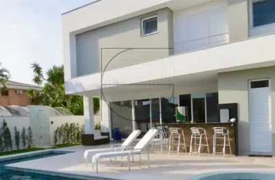 Casa com 5 quartos à venda na avenida dos búzios, 1931, jurerê internacional, florianópolis por r$ 7.200.000