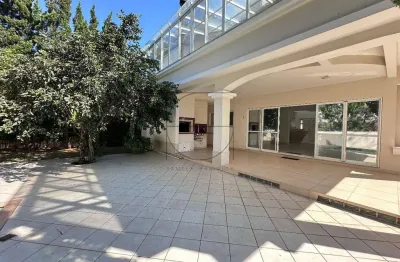 Casa com 4 quartos à venda na rua das tibiras, 241, jurerê internacional, florianópolis por r$ 5.499.000