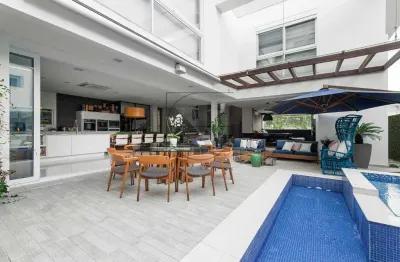 Casa em condomínio fechado com 4 quartos à venda na rodovia jornalista maurício sirotsky sobrinho, 5057, jurerê, florianópolis por r$ 6.480.000