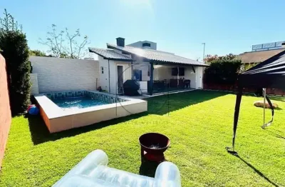 Casa com 3 quartos à venda na rua das guaracemas, 398, jurerê internacional, florianópolis por r$ 3.600.000
