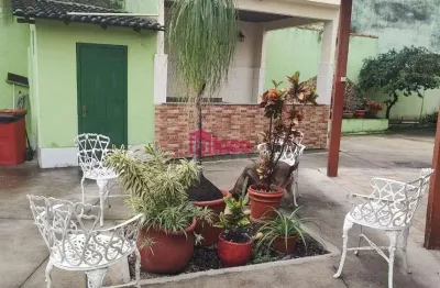 Casa com 2 quartos à venda na livio barreto, 145, tanque, rio de janeiro, 448 m2 por r$ 800.000