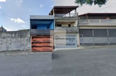 Sobrado com 3 dorms 1 suíte com hidro, 3 salas, 3 banheiros, 2 vagas, 845.200